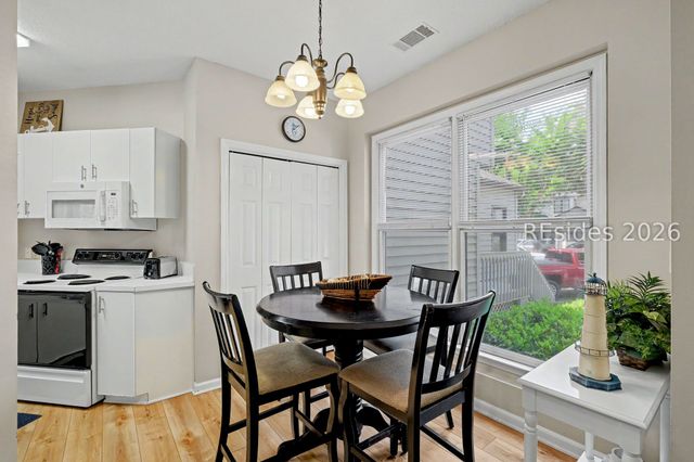 19 Lemoyne Ave Apt 39, Hilton Head Island, SC 29928