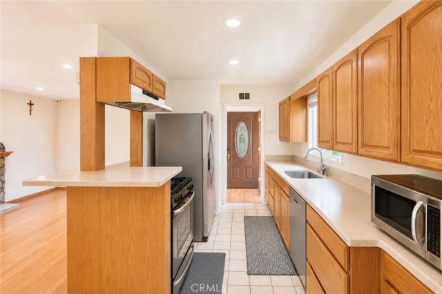 10215 Ashdale, Stanton, CA 90680