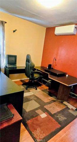 10551 Karmont, South Gate, CA 90280