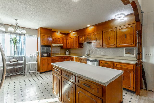 8417 Iris Drive, Chattanooga, TN 37421