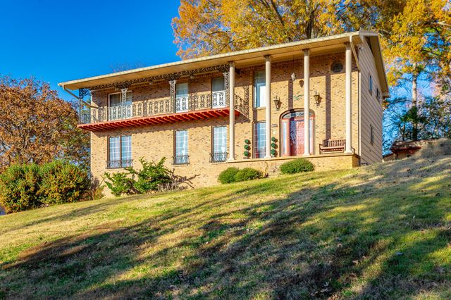 8417 Iris Drive, Chattanooga, TN 37421