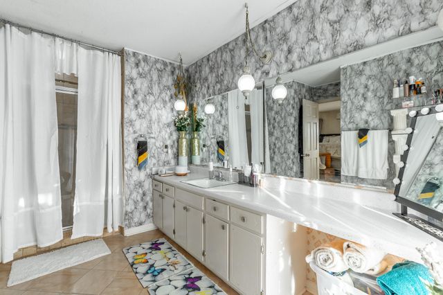 8417 Iris Drive, Chattanooga, TN 37421