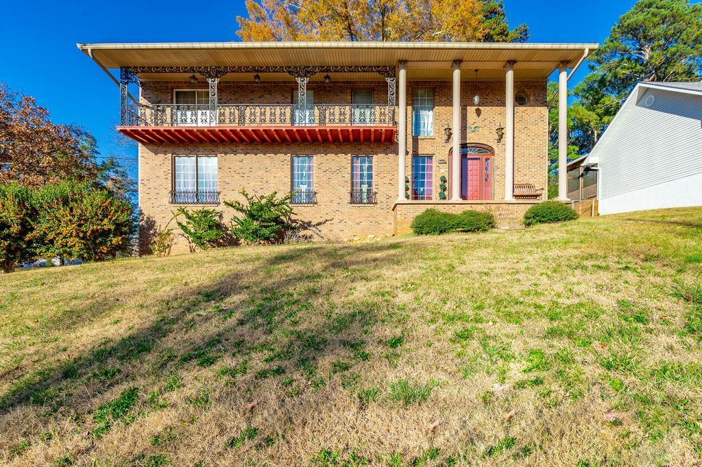 8417 Iris Drive, Chattanooga, TN 37421