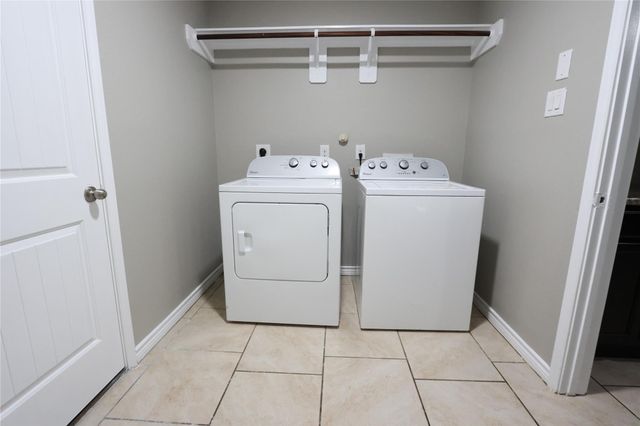 17703 Rose Summit Lane, Richmond, TX 77407