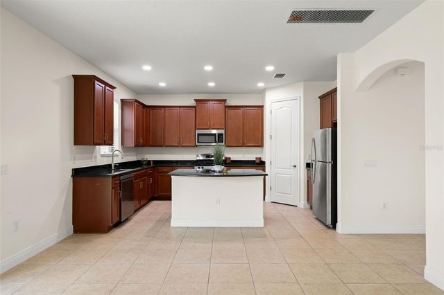 19820 LONESOME PINE DRIVE, Land O Lakes, FL 34638