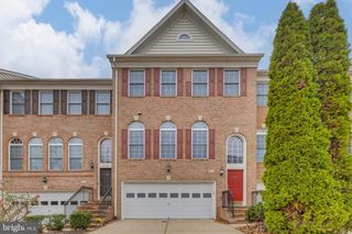 16440 STEERAGE CIR, Woodbridge, VA 22191