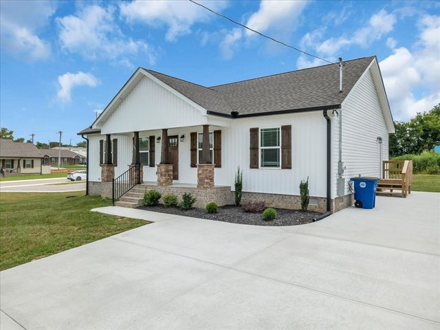 105 Demombreum Circle, Shelbyville, TN 37160