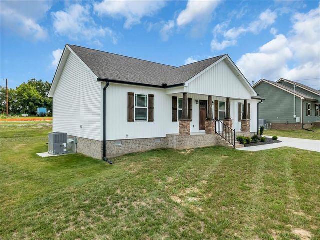 105 Demombreum Circle, Shelbyville, TN 37160