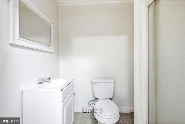 9-11 W MONROE ST, Mount Holly, NJ 08060