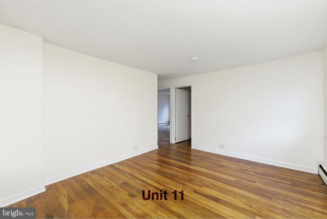 9-11 W MONROE ST, Mount Holly, NJ 08060