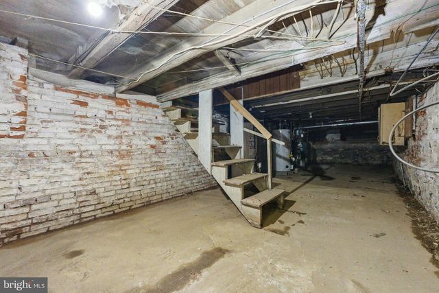 9-11 W MONROE ST, Mount Holly, NJ 08060