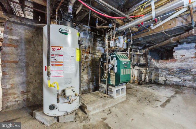 9-11 W MONROE ST, Mount Holly, NJ 08060