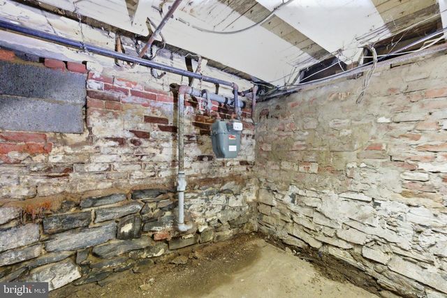 9-11 W MONROE ST, Mount Holly, NJ 08060