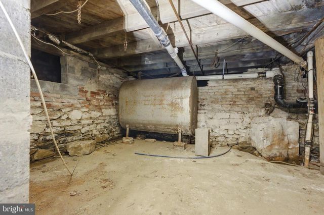 9-11 W MONROE ST, Mount Holly, NJ 08060