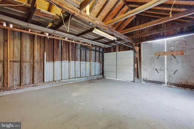 9-11 W MONROE ST, Mount Holly, NJ 08060