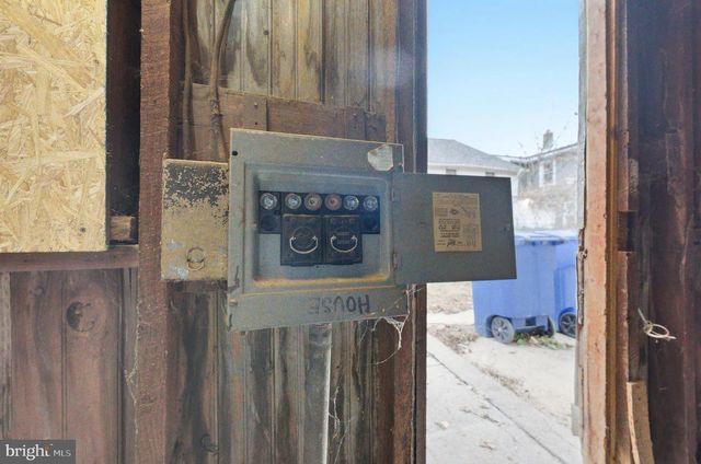 9-11 W MONROE ST, Mount Holly, NJ 08060