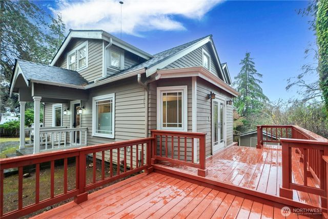 15810 SE 13th St, Bellevue, WA 98008