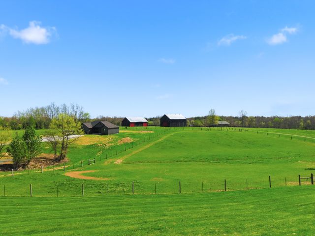 541 Oakland Lane, Harrodsburg, KY 40330