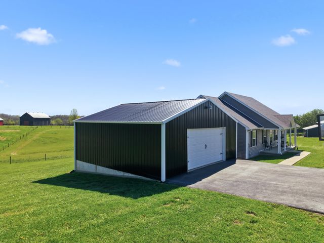 541 Oakland Lane, Harrodsburg, KY 40330
