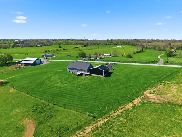 541 Oakland Lane, Harrodsburg, KY 40330