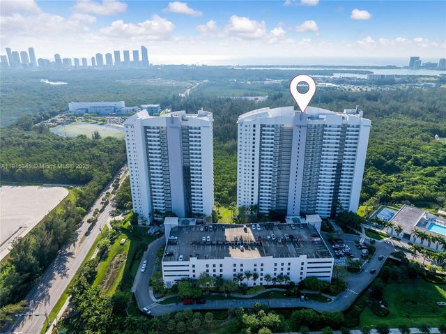 14951 Royal Oaks Ln 901, North Miami, FL 33181