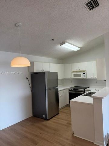 5580 NW 61st St 627, Coconut Creek, FL 33073