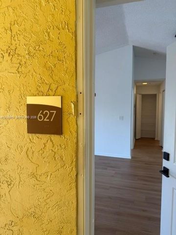 5580 NW 61st St 627, Coconut Creek, FL 33073