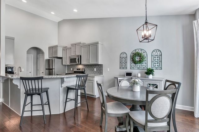 2 Faith Ct, Mount Juliet, TN 37122