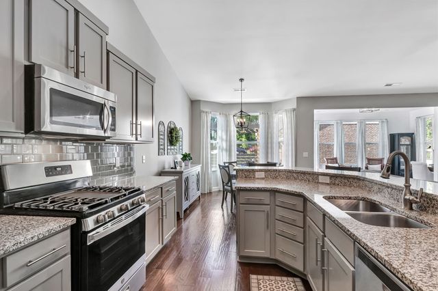 2 Faith Ct, Mount Juliet, TN 37122