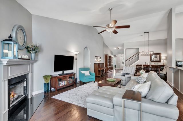 2 Faith Ct, Mount Juliet, TN 37122