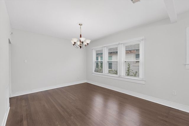 2009 Berwick Avenue, Dallas, TX 75203