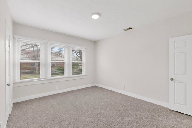 2009 Berwick Avenue, Dallas, TX 75203