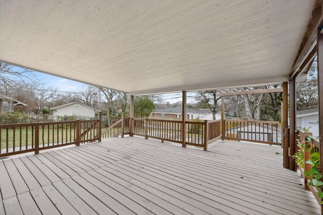 2009 Berwick Avenue, Dallas, TX 75203