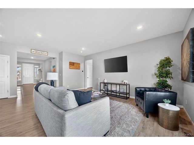 3085 Lake Helen Blvd, Mead, CO 80542