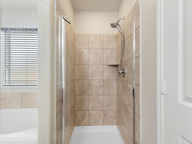 2926 Country Clearing Lane, Rosenberg, TX 77471