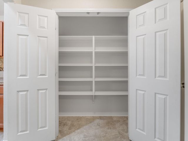 2926 Country Clearing Lane, Rosenberg, TX 77471