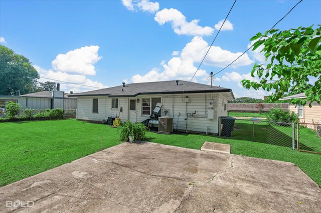 1909 Rodney Street, Bossier City, LA 71112
