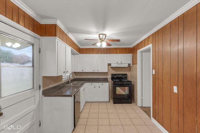 1909 Rodney Street, Bossier City, LA 71112