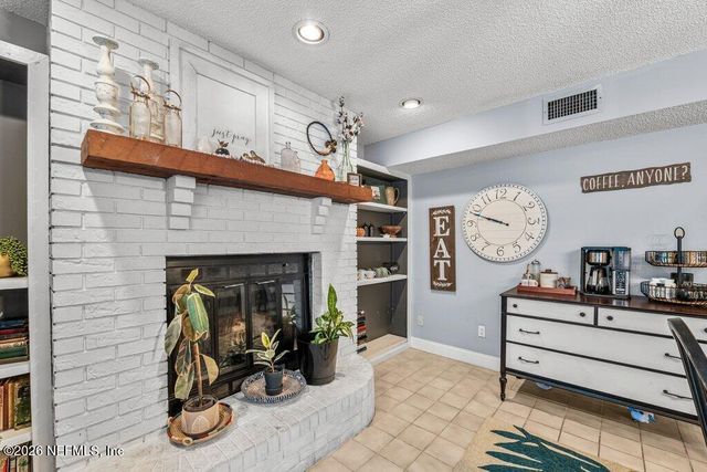 328 N RIDGE Drive, Fleming Island, FL 32003