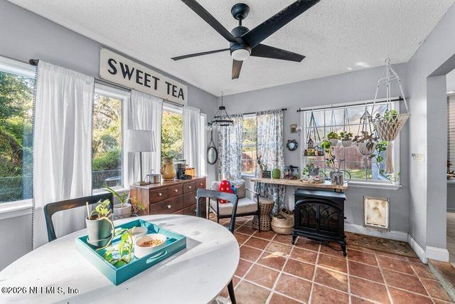 328 N RIDGE Drive, Fleming Island, FL 32003