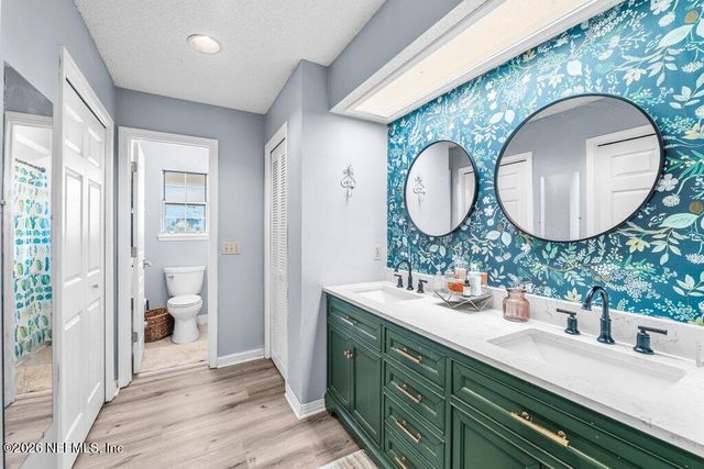 328 N RIDGE Drive, Fleming Island, FL 32003