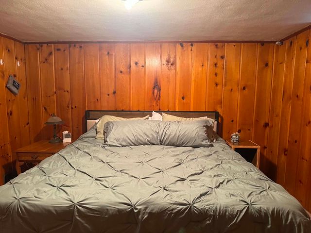 3421 N Center Rd, Millwood, WA 99212