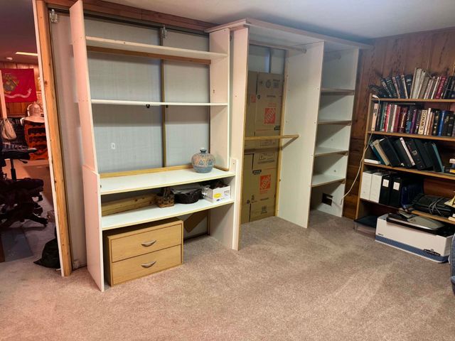 3421 N Center Rd, Millwood, WA 99212