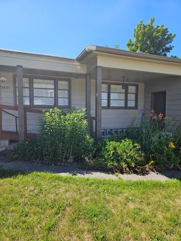 3421 N Center Rd, Millwood, WA 99212
