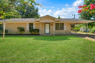 351 NE 6th, Paris, TX 75460