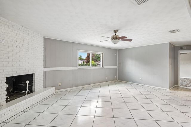 1607 LARK LANE, Brandon, FL 33510