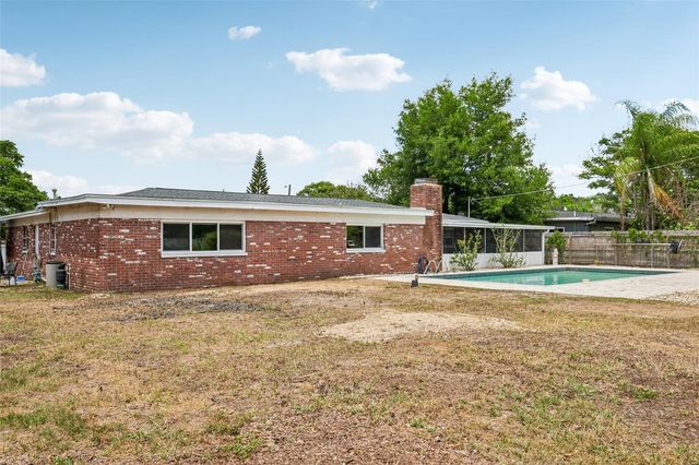 1607 LARK LANE, Brandon, FL 33510