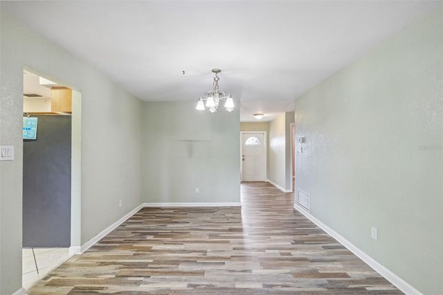 1607 LARK LANE, Brandon, FL 33510