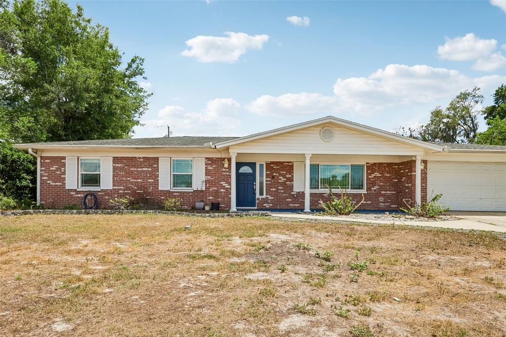 1607 LARK LANE, Brandon, FL 33510