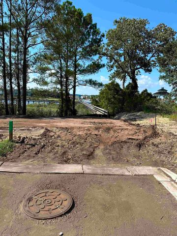 1513 Hope Pointe Dr, North Myrtle Beach, SC 29582